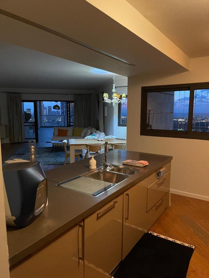 شقة Beautiful Penthouse W/Amazing View, Prime Location رامات جان المظهر الخارجي الصورة