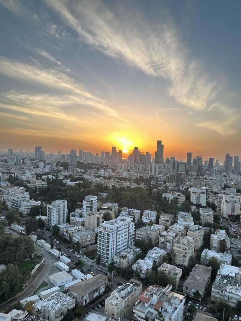 شقة Beautiful Penthouse W/Amazing View, Prime Location رامات جان المظهر الخارجي الصورة