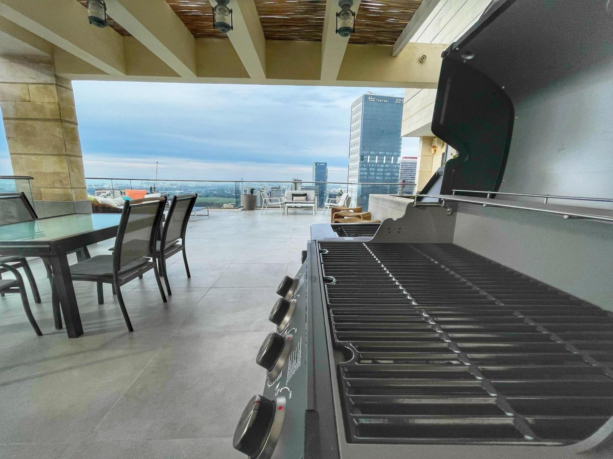 شقة Beautiful Penthouse W/Amazing View, Prime Location رامات جان المظهر الخارجي الصورة