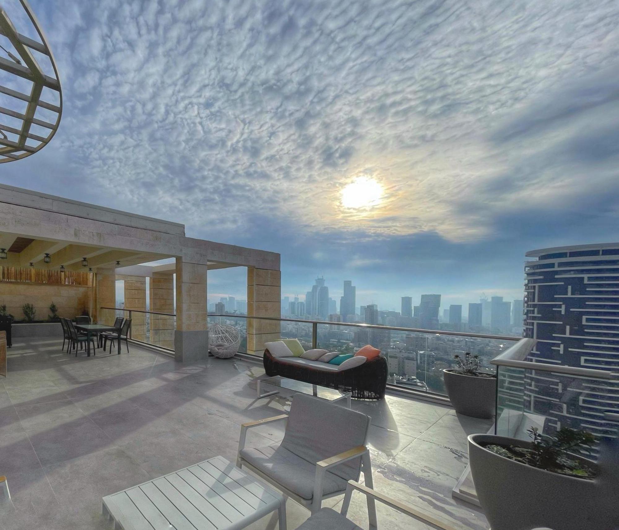 شقة Beautiful Penthouse W/Amazing View, Prime Location رامات جان المظهر الخارجي الصورة